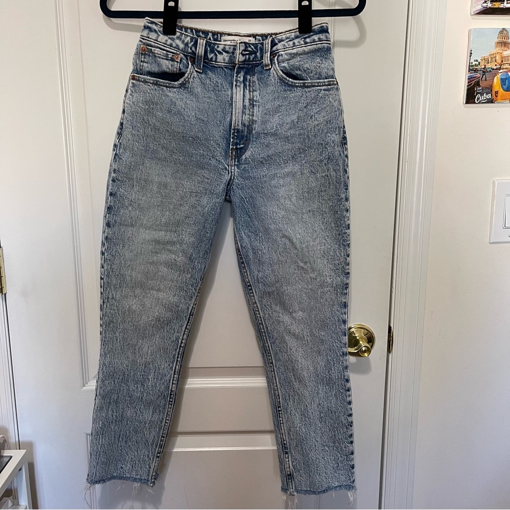 Abercrombie & Fitch curve love high rise mom jeans